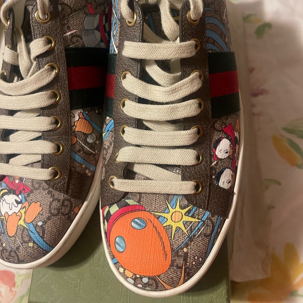 Cucci sneakers